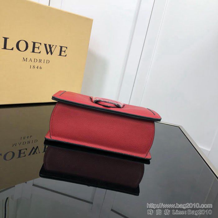 LOEWE羅意威 Barcelona 荔枝紋三角包 小牛皮肩背斜挎包 雜誌爆款 0158荔枝紋  jdl1220